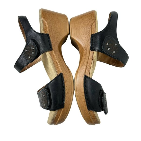 Dansko Black Tooled Leather Open Toe Ankle Strap Studded Block Heel Sandal Sz 37 - Picture 2 of 9